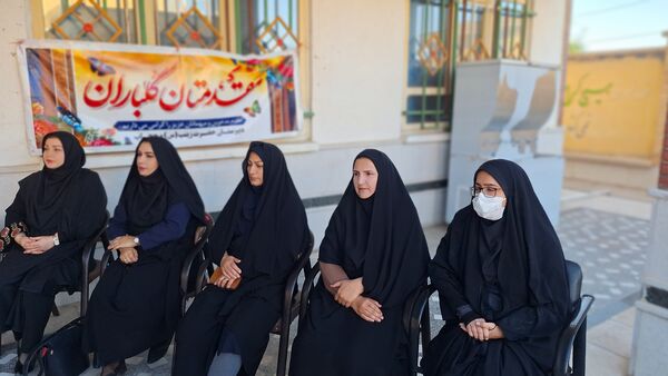 نواخته شدن زنگ مهر در  مدارس شهرستان لنده