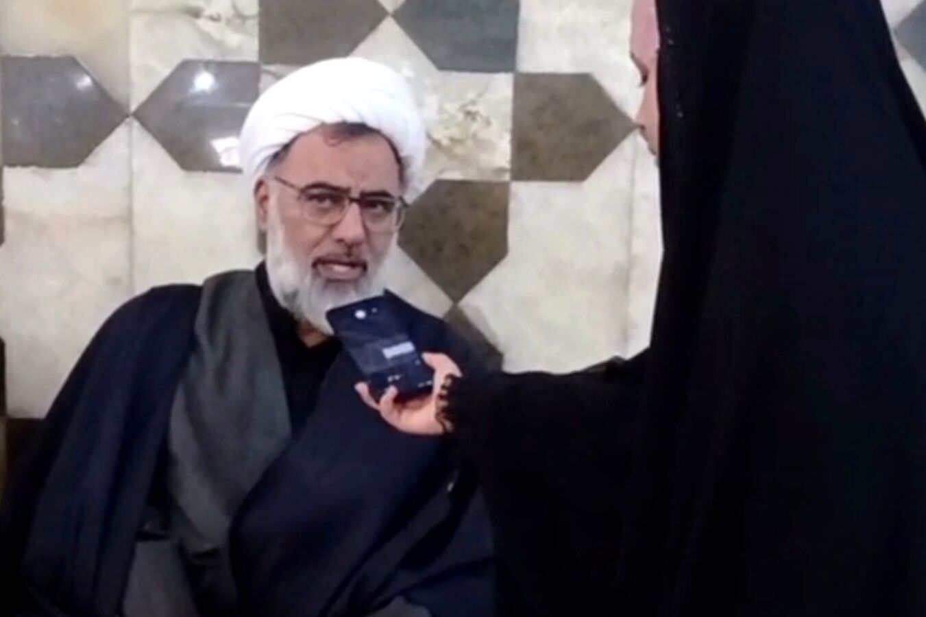 ملت ایران در مسیر دفاع از ارزش‌های الهی و انسانی گام برمی‌دارد/حضور مردم نماد پایبندی به ارزش‌های اسلامی است
