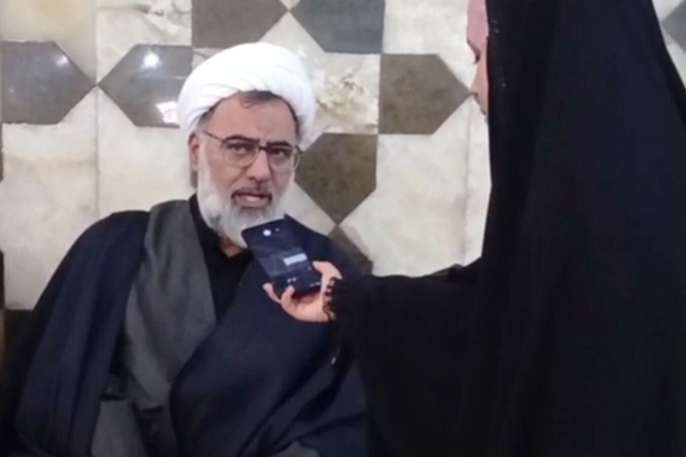 ملت ایران در مسیر دفاع از ارزش‌های الهی و انسانی گام برمی‌دارد/حضور مردم نماد پایبندی به ارزش‌های اسلامی است