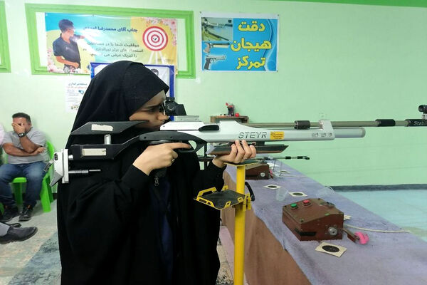  مسابقه تیراندازی به‌مناسبت گرامیداشت یاد و خاطره شهدای خبرنگار غزه در دشتستان