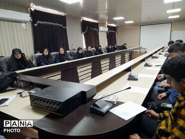 کارگاه مشاوره کنکور سراسری در شهرستان سیروان