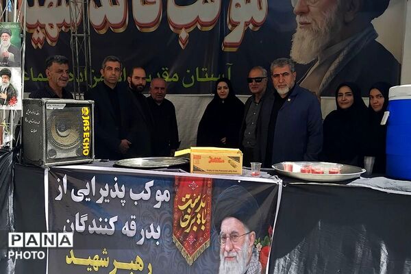 تجدید میثاق در جوار امامزاده اسماعیل(ع)؛ میزبانیِ مؤسسان مدارس غیردولتی فیروزکوه از زائران رهبر شهید