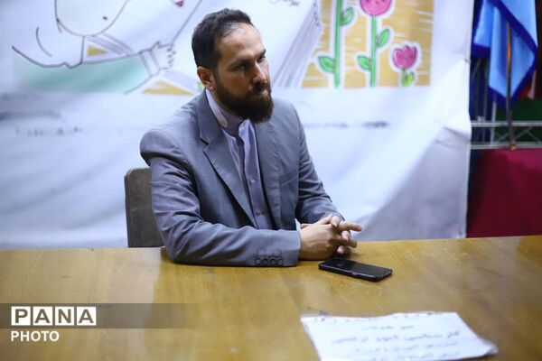 162روز ایستادگی فرهنگیان، دانش‌آموزان و اولیا در خون‌خواهی شهید و شهدای جنگ رمضان