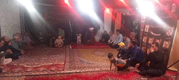 برگزاری روضه های خانگی در روستای فدافن