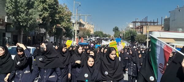 مردم شهرستان چرداول کفن پوشان جنایات رژیم صهیونیستی در غزه و لبنان را محکوم کردند
