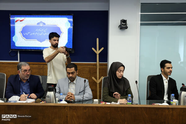 آیین تبادل تفاهمنامه همکاری میان سازمان ملی پرورش استعدادهای درخشان و بنیاد علم و فناوری مصطفی( ع)