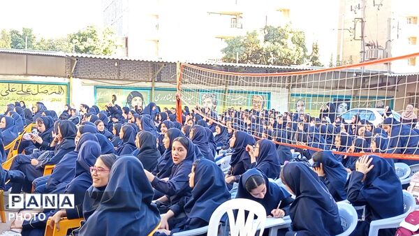 اول مهر در دبیرستان پیرایش از غم بچه های میناب تا شوق همکلاسی ها