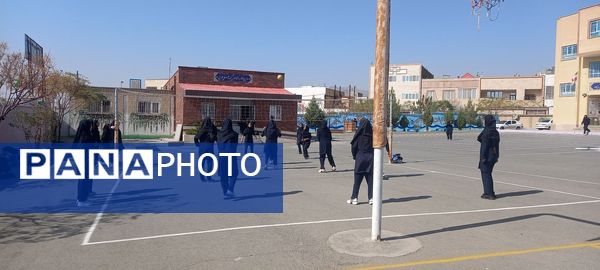 مسابقات درون مدرسه ای در دبیرستان فرهنگ