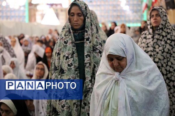 حضور پرشور مردم پاکدشت در نماز عید فطر