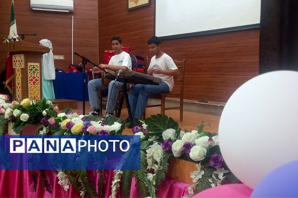 آیین اختتامیه چهاردهمین دوره جشنواره نوجوان سالم یاریگران زندگی و اولین دوره جشنواره علمی مهارتی سفیران سلامت