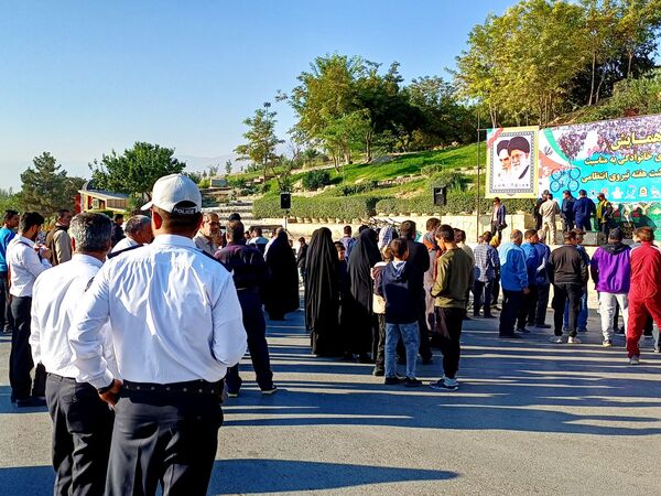 همایش پیاده‌روی خانوادگی به‌مناسبت گرامیداشت هفته نیروی انتظامی