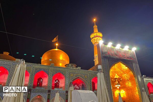 مشهدالرضا(ع) سیاه‌پوش غریب خراسان؛ ایران در سوگ امام مهربانی‌ها