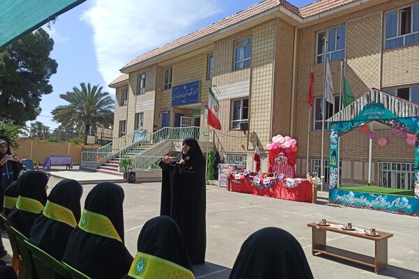 فرشتگان آسمانی و دهه کرامت