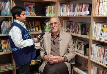  با خواندن یک کتاب غیر درسی در هفته، جهان بزرگتر و بهتری خواهید داشت