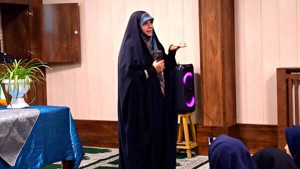 کارگاه راز جذابیت دختران در دبیرستان نورالهدی تبادکان