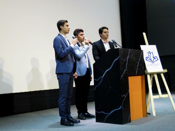 همایش شوراهای دانش‌آموزی مدارس دخترانه منطقه ۱۸