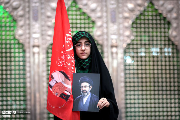 برگزاری همایش بزرگ جمع‌خوانی دانش‌آموزان با اجرای سرود و نوحه حماسی «باید برخاست» -2