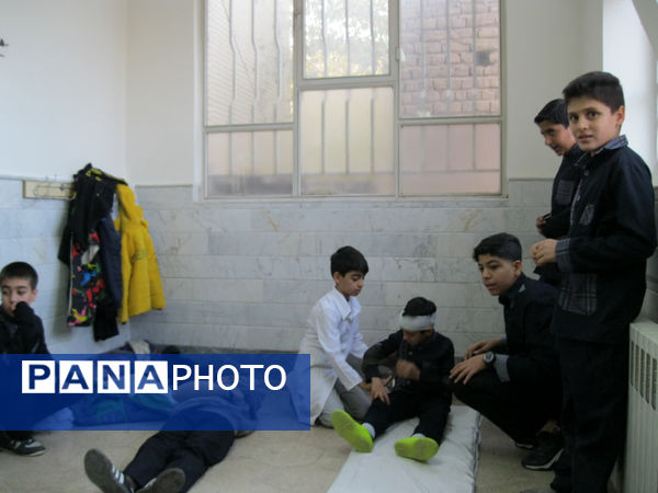 اجرای مانور زلزله در دبستان سمیه قم