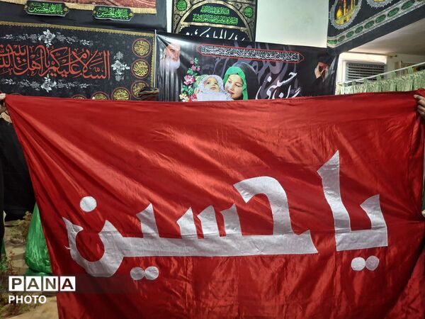 مراسم شیرخوارگان حسینی در مسجد موسی بن جعفر توس ۷۹ 