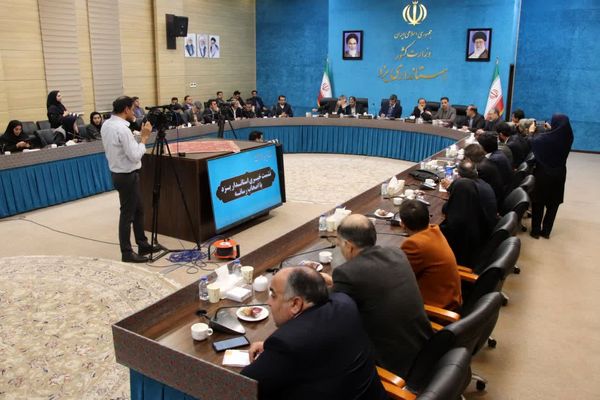 اولین نشست خبری استاندار یزد 