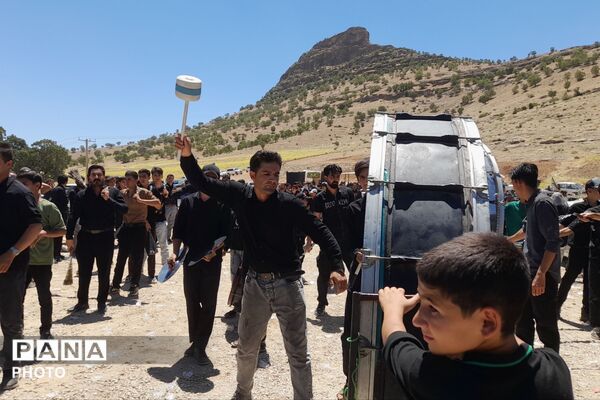 طنین «یا حسین» در آستان امامزاده قنبر عبدال