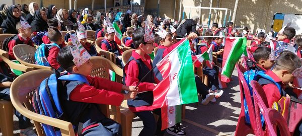جشن شکوفه‌ها در شهرستان فریدونشهر