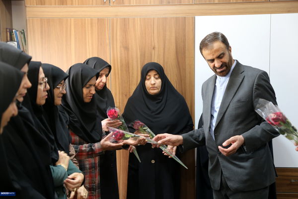 دیدار استاندار چهارمحال و بختیاری با معلمان در مدارس استان 