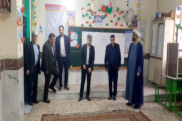 بازدید ناظران استانی از ستاد اسکان فرهنگیان دشتستان