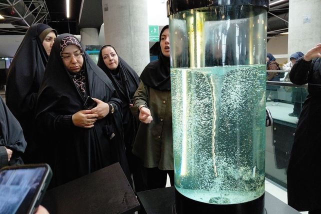  اردوی علمی ـ آموزشی معاونین آموزشی مدارس ابتدایی شهرری در باغ کتاب تهران