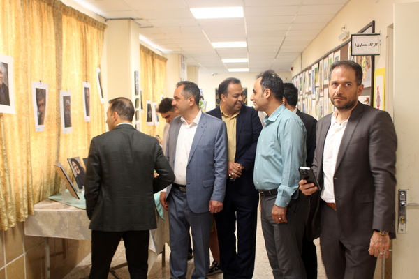 برپایی نمایشگاه هفته مشاغل در هنرستان شهید مهدی هندویان قم