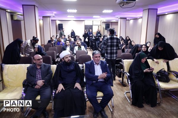 تقدیر از معاونین و مربیان امور تربیتی و مشاوره های مدارس چهاردانگه