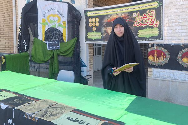 مراسم عزاداری حضرت زهرا (س) در دبیرستان دخترانه هیأت امنایی پویش ناحیه ۳شیراز 