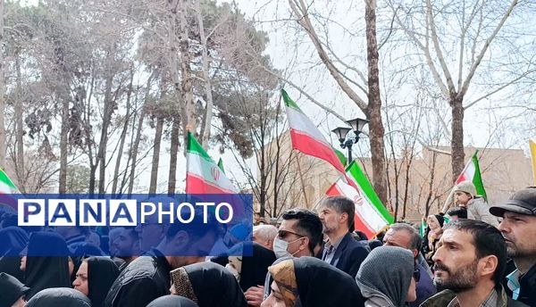 راهپیمایی بزرگ یوم الله ۲۲ بهمن ماه در اصفهان 