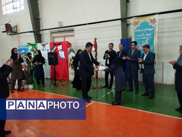 نواختن زنگ جوانه‌ها در شیروان