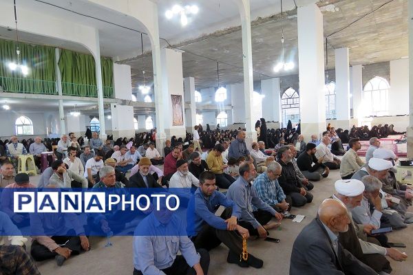 مراسم قرائت دعای عرفه در شهر درق 