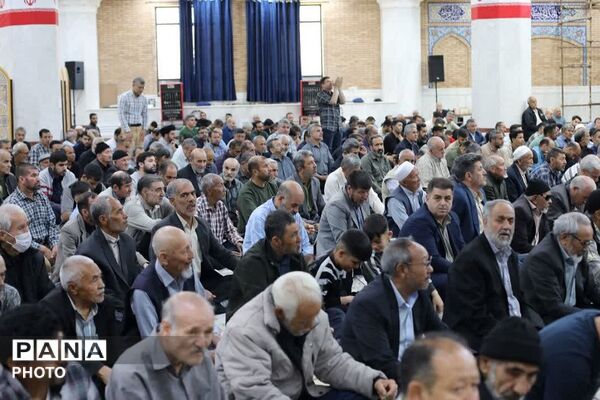 شکوه حضور در نمازجمعه باقرشهر و کهریزک 