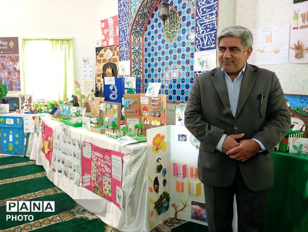 جشنواره جابر بن حیان در دبستان نرجس 