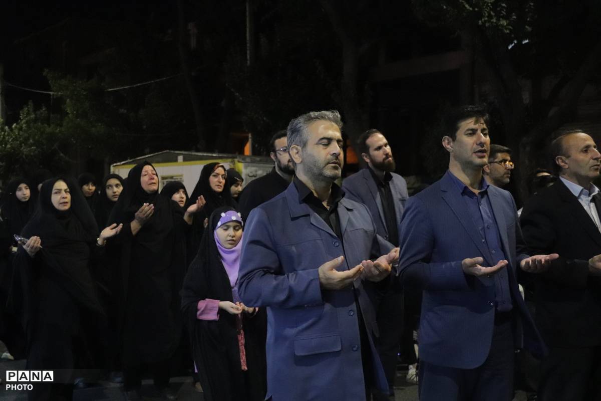 تجدید بیعت با رهبری در مراسم اربعین قائد شهید امت و شب شهادت امام حسن عسگری (ع) در ناحیه ۵ تبریز