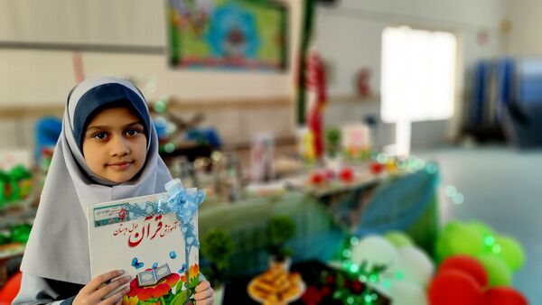 جشن قرآن کلاس اولی‌ها در مدرسه شاهد خیر سجادی 
