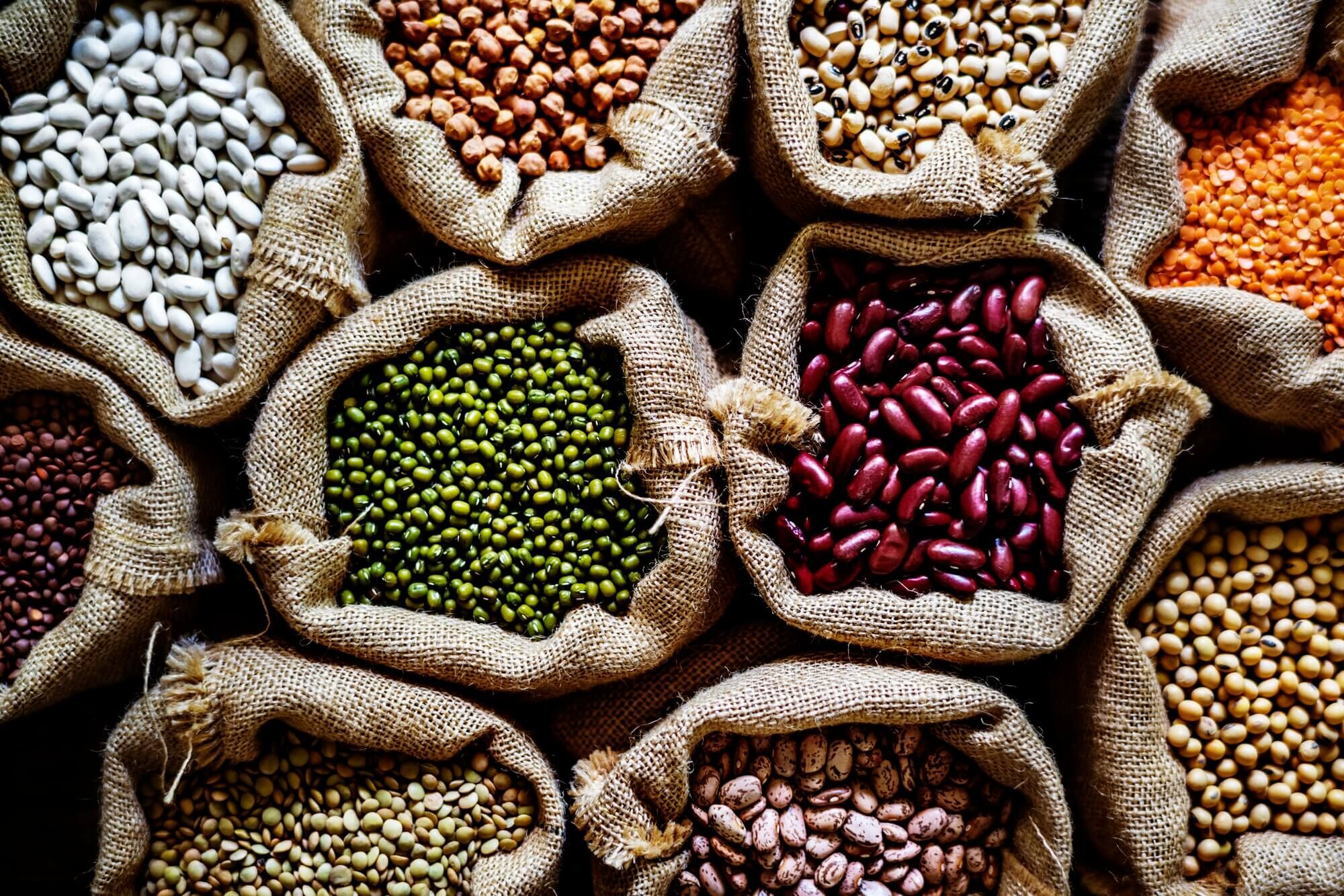 ثبات قیمت و رفع کمبود در بازار حبوبات