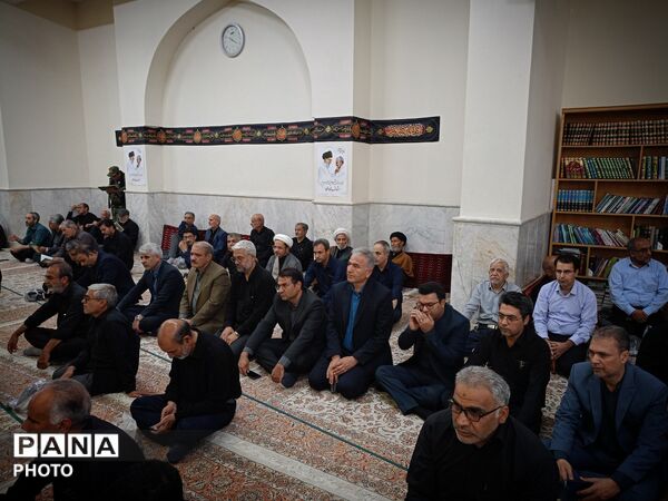 مراسم بزرگداشت رهبر شهید انقلاب اسلامی در کاشمر
