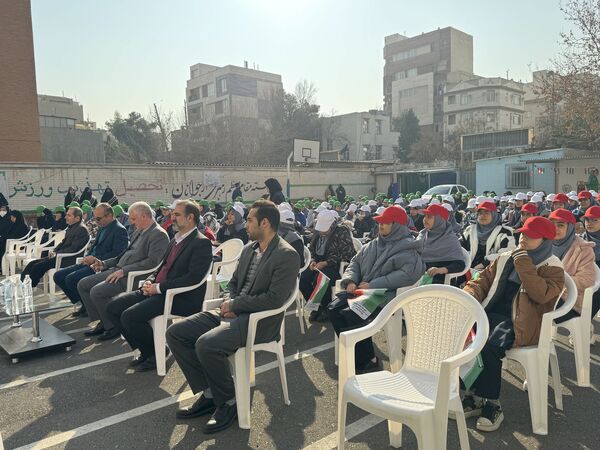 زنگ انقلاب در منطقه ۱۶