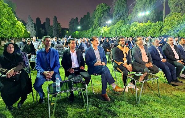 مراسم تجلیل از معلمان نمونه استان فارس