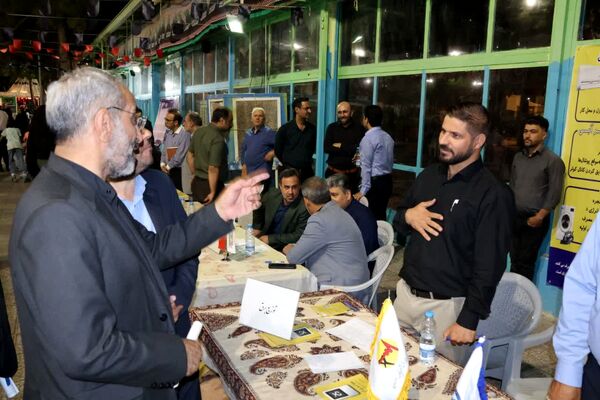 برپایی موکب خدمت در گلستان شهدای اصفهان با حضور فرماندار اصفهان 