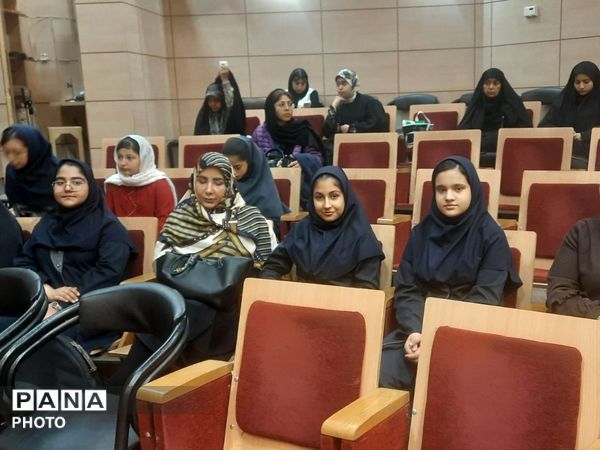 مسابقات فرهنگی هنری در ناحیه 2 مشهد