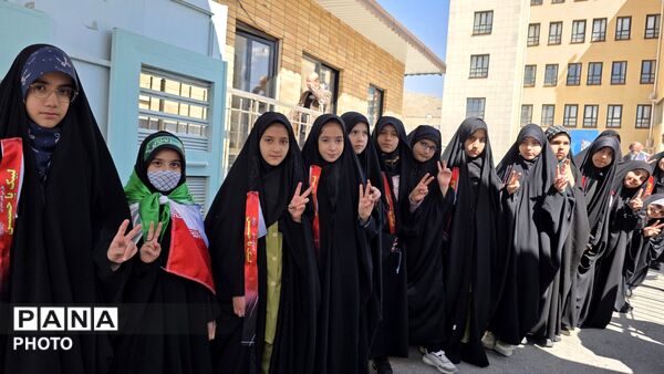 تجمع و خونخواهی فرهنگیان در شهرکرد 