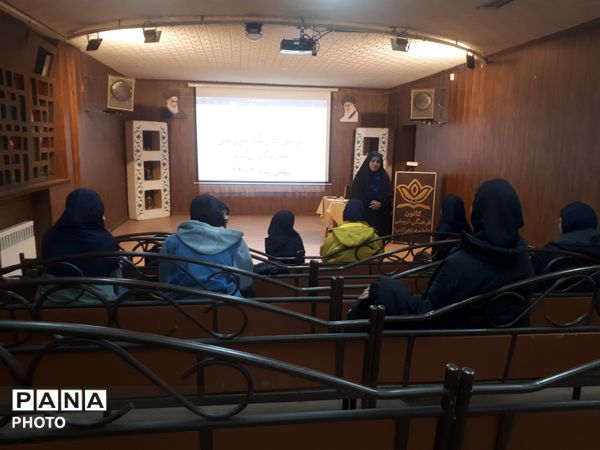 دومین کارگاه آموزشی دانش‌آموزخبرنگاران پانا ناحیه 3 کرج