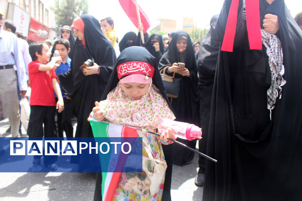 جلوه های حماسی خشم و انزجار مردم قم از جنایات رژیم صهیونیستی 