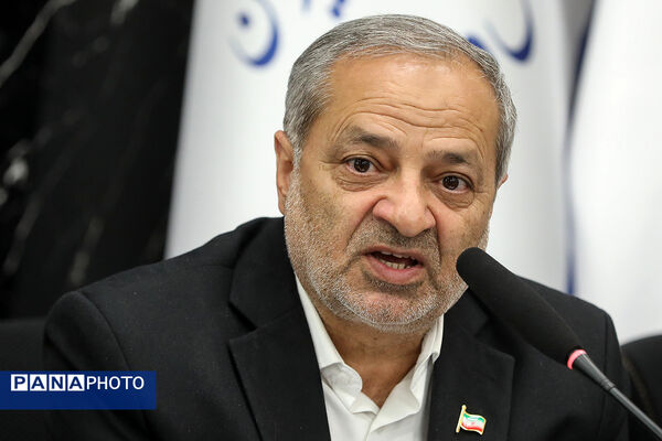 دیدار معاون اول رئیس‌جمهور با اعضای باشگاه و مدال‌آوران المپیادی
