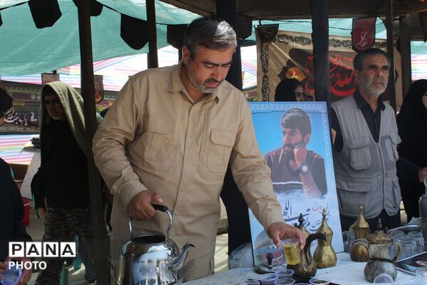 همدلی فاروج در مسیر بازگشت زائران؛ موکب‌های خدمت‌رسانی تا آخرین لحظه پای کار بودند